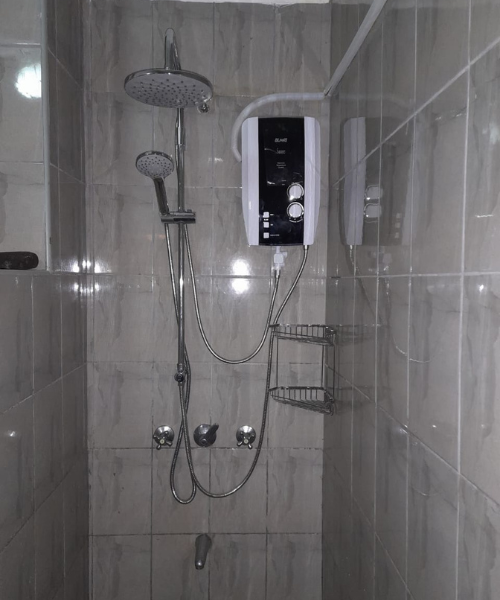 Alpha S200-EP Electric Shower with Pump